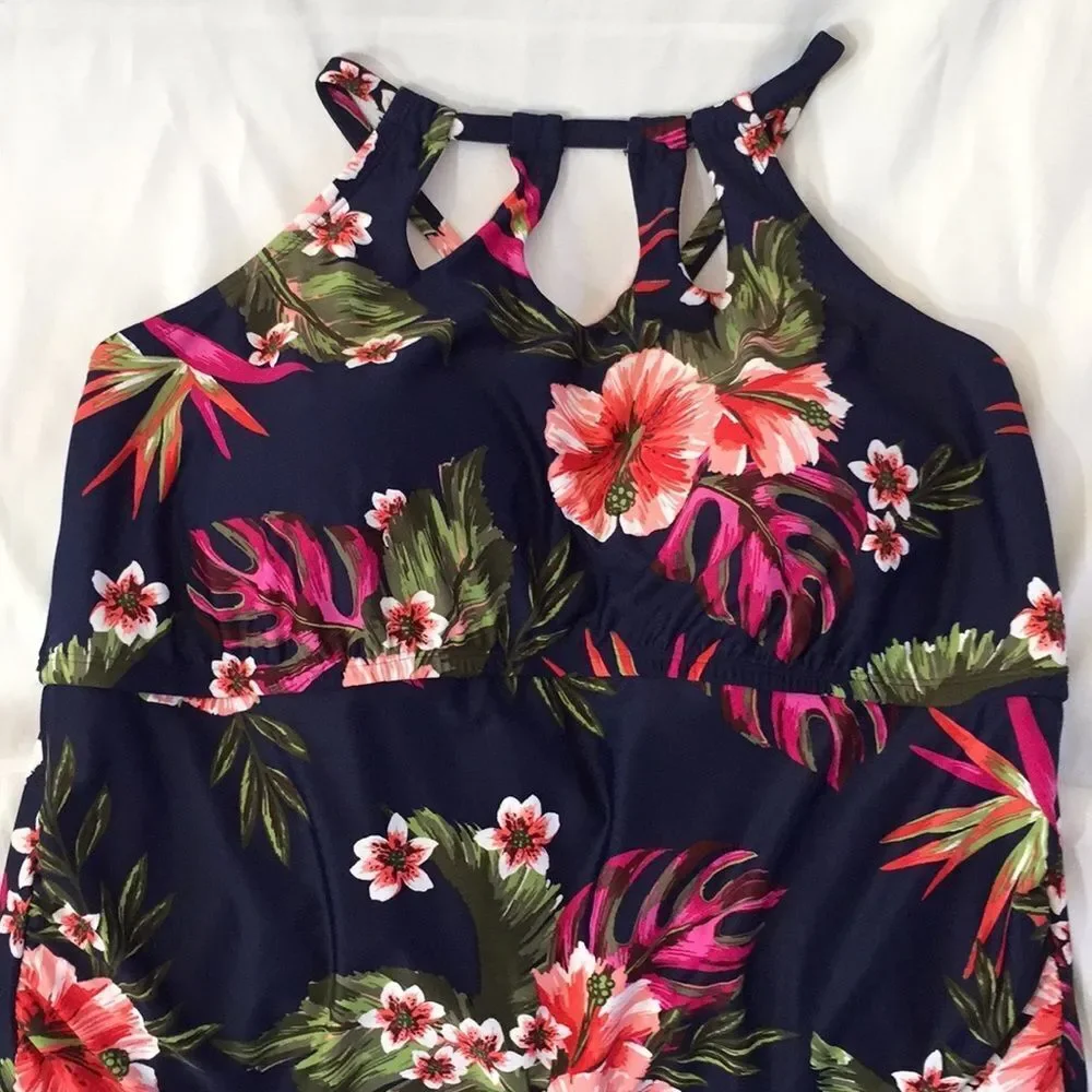 💥NWT Kona Sol Keyhole Strap 1-Piece Swimsuit Sz 24W